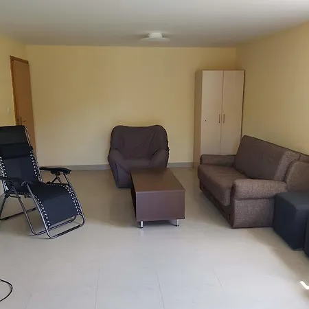 Vikendica Uz Rijeku Loža *