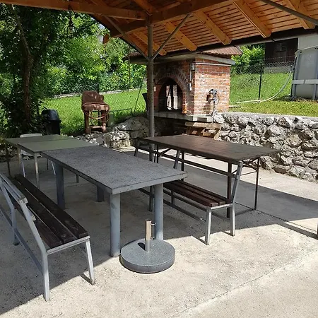 Loža Vikendica Uz Rijeku Banja Luka